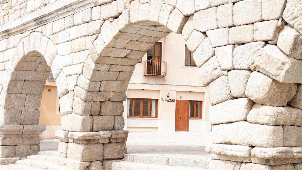 El Silencio Boutique Room Segovia Luaran gambar